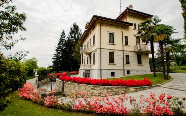 Villa Chiara B&B