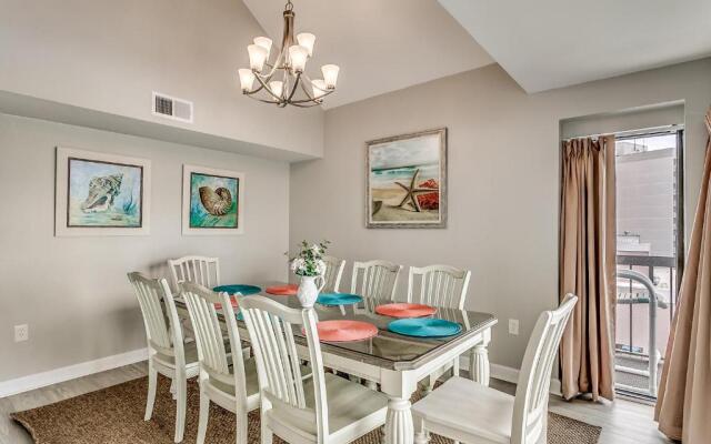 The Savoy Penthouse 601 (3 bedroom plus loft, Sleeps 9)