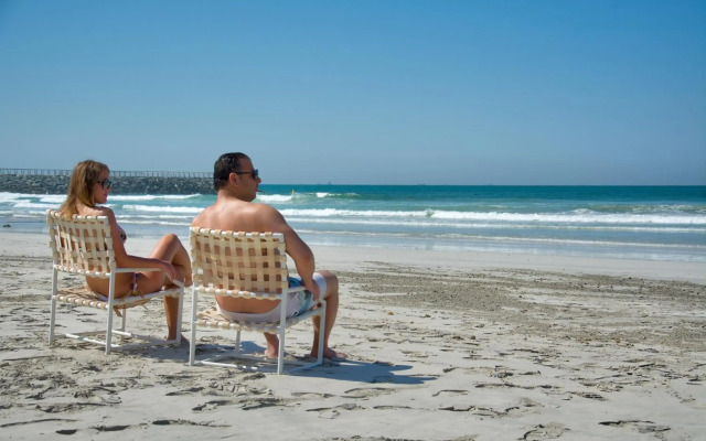 Ajman Beach Hotel