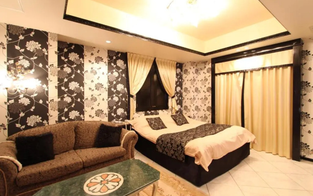 Hotel LaLa (Adult Only)