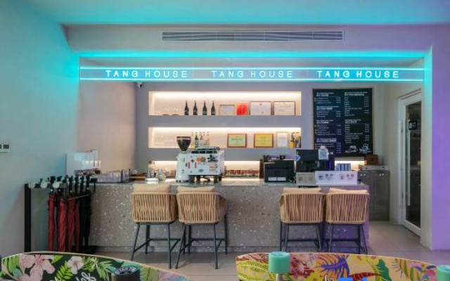Mr. Tang’s Yard·Immersive Experience B&B (Riyue Bay Branch)