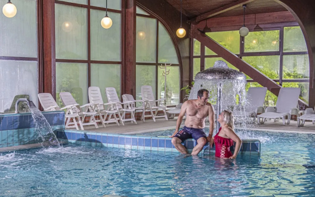 Club Tihany Hotel & Bungalók