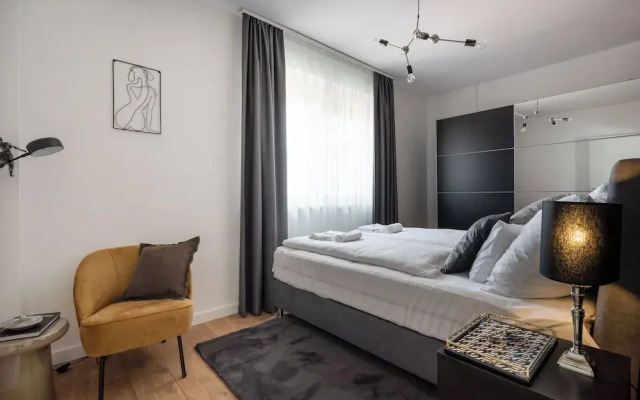 The Rose Garden Apartments