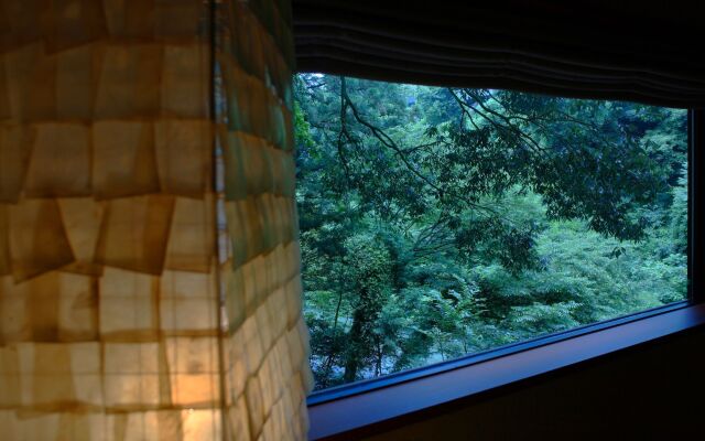 Yamanaka Onsen Ohanami Kyubei