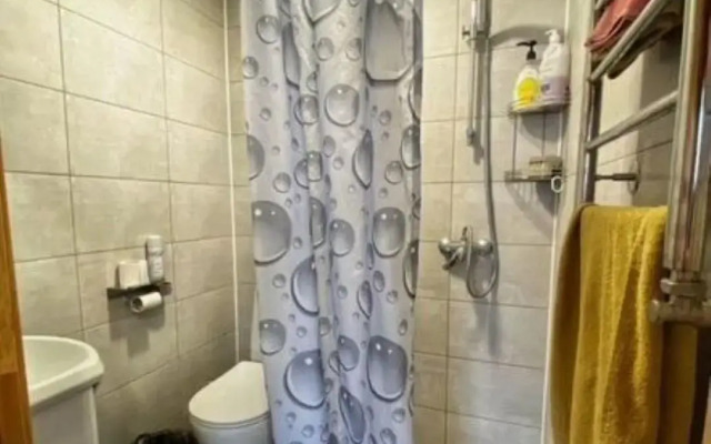 Дома на улице Коровники 64