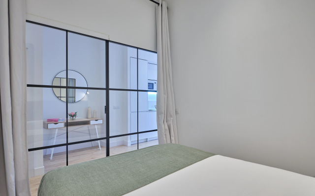 Paseo Suites Hotel