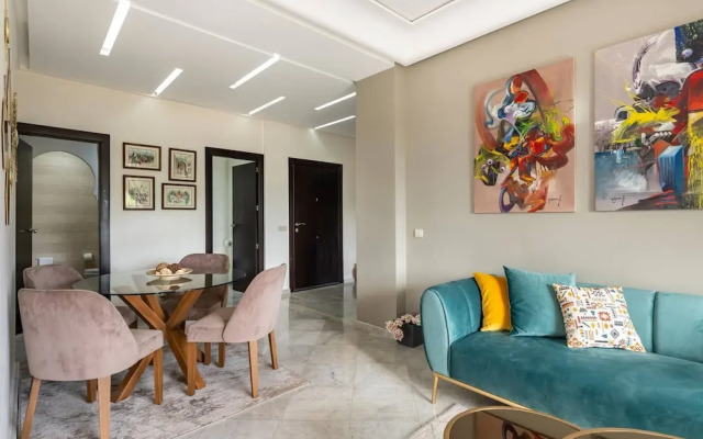 "superbe Appart Méga Terrasse Piscine +big Jardin"