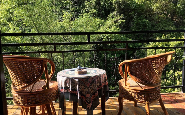 Yangshuo Eden Garden Hotel