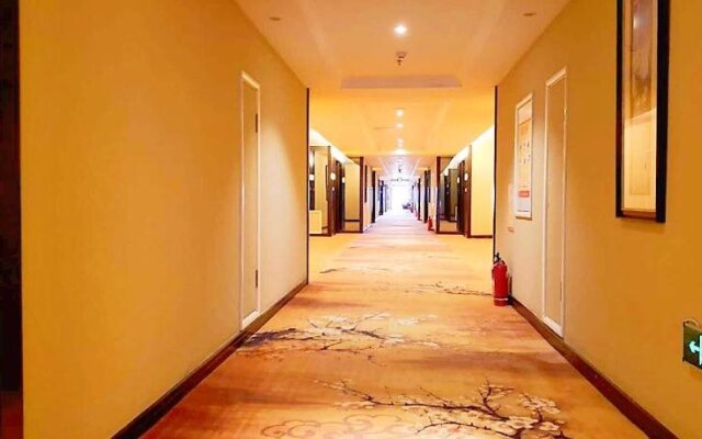 Xing'anmeng Biguiyuan Phoenix Hotel