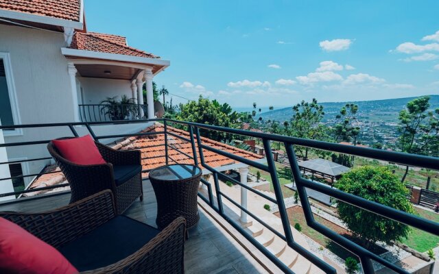Rooftop View Apartments Rebero
