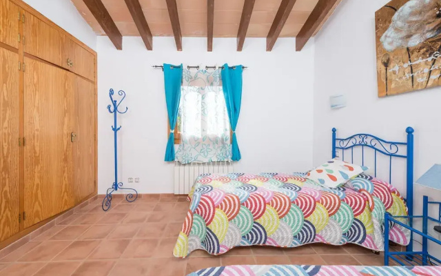 Solluna in Mallorca With 4 Bedrooms and 3 Bathrooms
