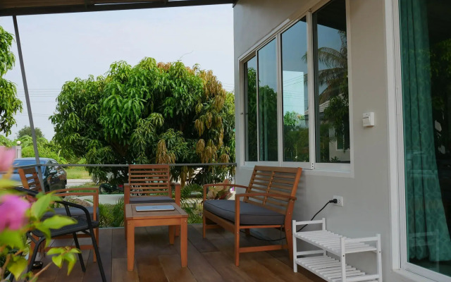 Mangogarden Guesthouse