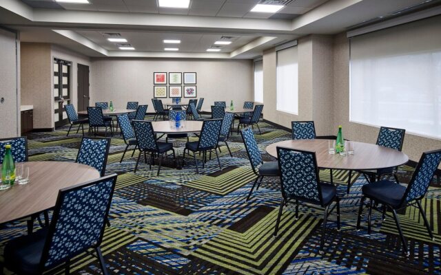 Holiday Inn Express & Suites Niagara On The Lake