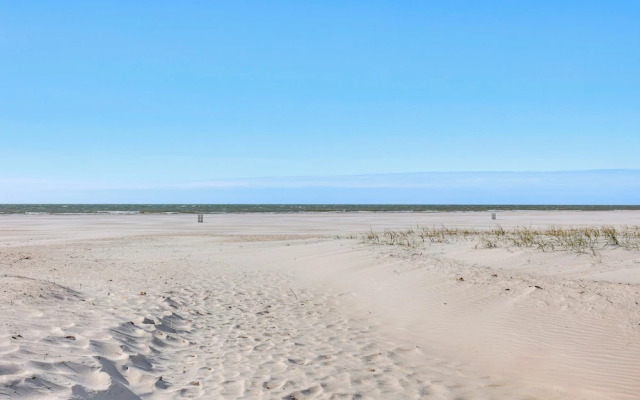 'driftwood Beach Suite' - Walk to Clearwater Bch
