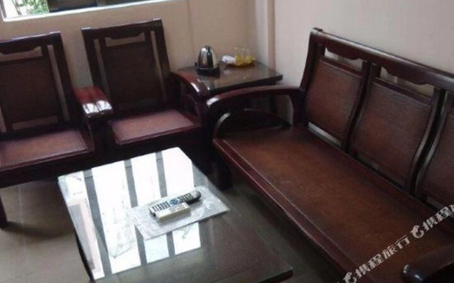 Sixi Holiday Hotel