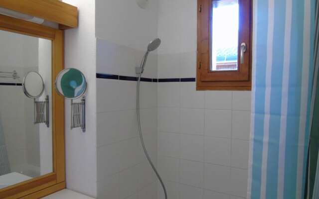 Lou Services Apartment J21 LSI 001