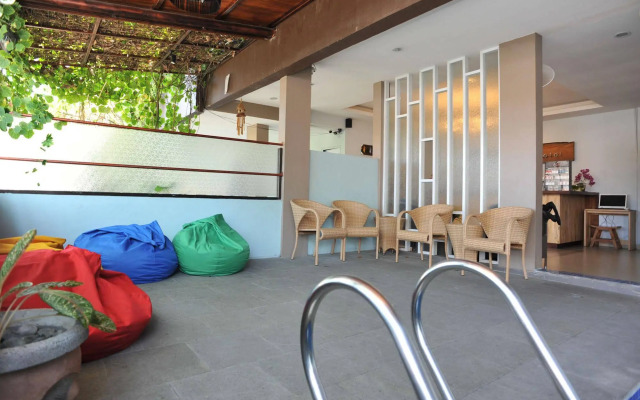 Airy Legian Batu Pageh Gang Melan Kuta Bali