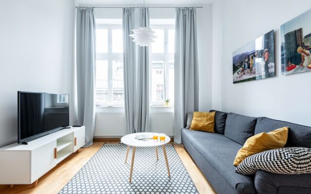 Cracow Old Town Apartment