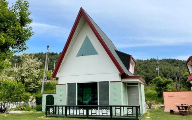 Yangyang Badaae Geolinbeol Pension