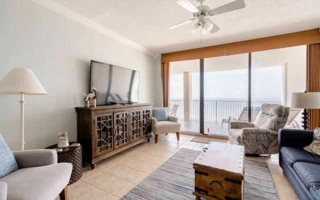 Pelican Pointe1204 3BR 2BA Gulf-front