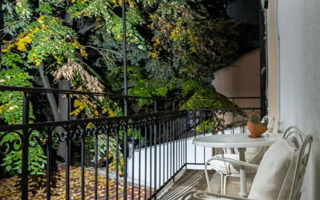 Lovely Apartment in center of Belgrade