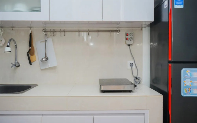 Warm and Cozy Studio at Springwood Residence Tangerang Apartment