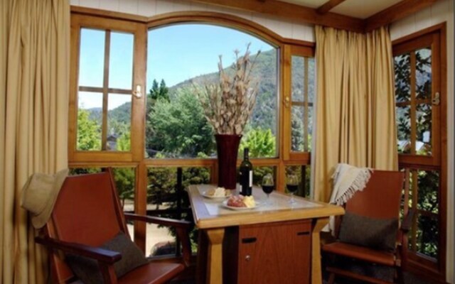 Hotel y Cabañas Le Village