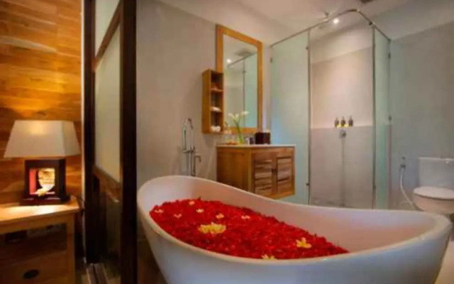 Manah Shanti Suites