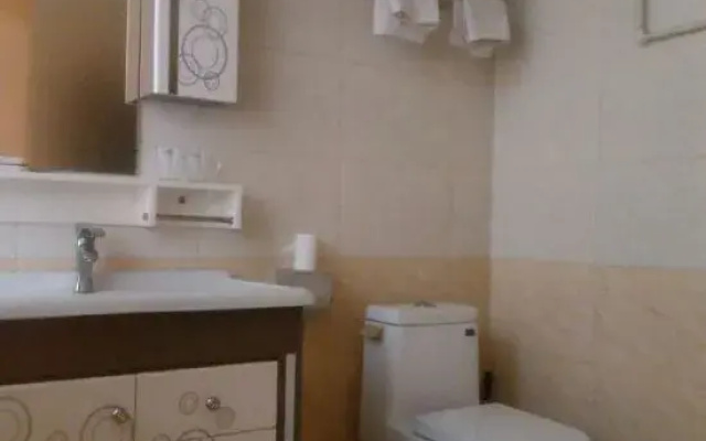 Wuji Zhengchang Hotel