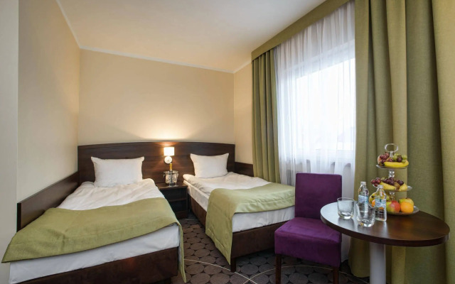Hotel Travel