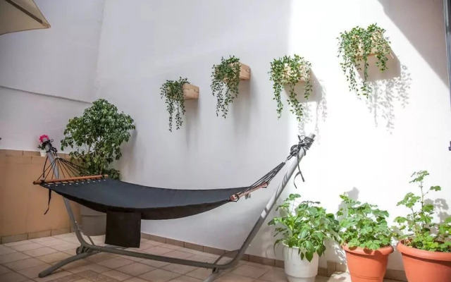 Thisio Modern House