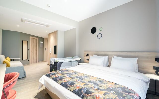 The Mavili Urban Stay
