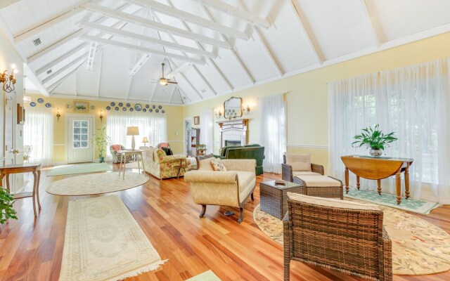 Enchanting Fairhope Cottage: 2 Mi to Town & Pier!