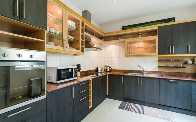 Luxury Pool Villa 54