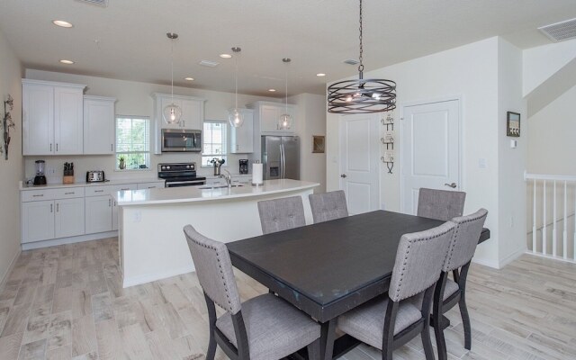 The Blue Turtle 3 Bedroom Townhouse