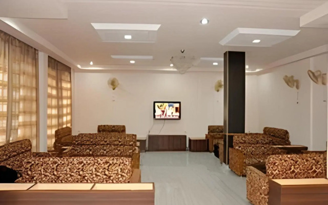 Vishal Hotel