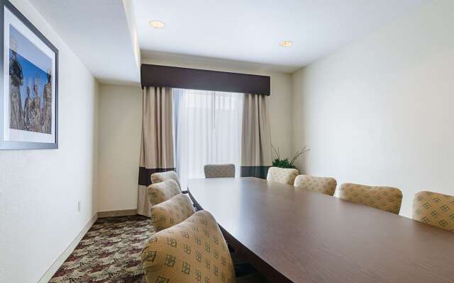 Quality Suites Springdale West I-49