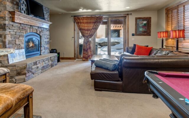 Stillwater Shores 1273 5 Bedroom Townhouse by RedAwning