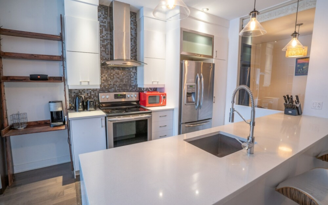 Breathtaking 3Bed 2m From Papineau Metro