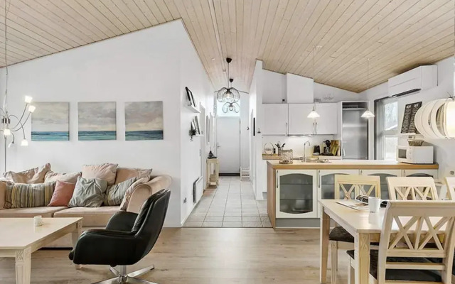 4 Star Holiday Home in Hals