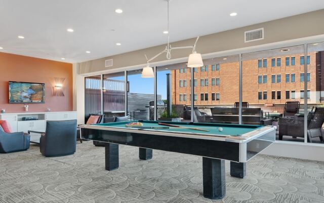 Global Luxury Suites on Prospect Street