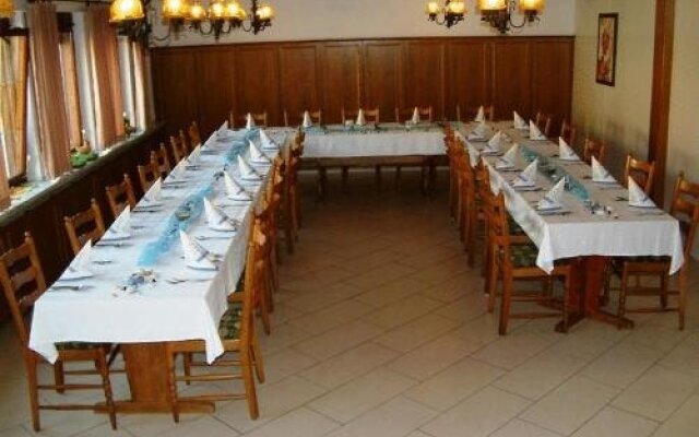 Landgasthaus Kreuz beim Tom