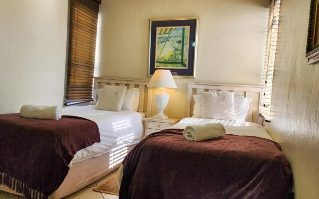 Pelicans Pad at Chaka's Cove