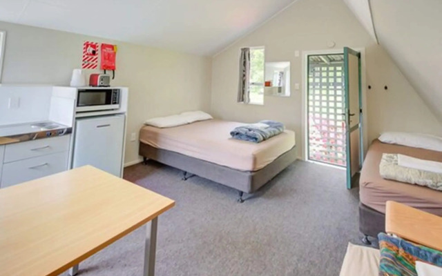Te Anau Lakeview Holiday Park & Motels