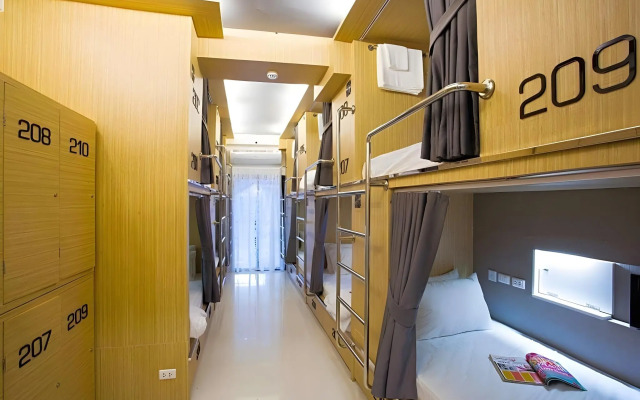 Sleep Lab Hostel