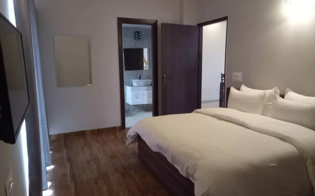 Anandam Clarks Inn Suites Vrindavan