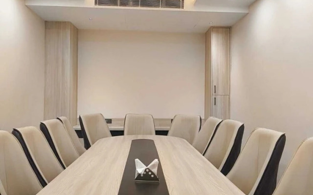 Hotel W Grand - A Boutique Hotel