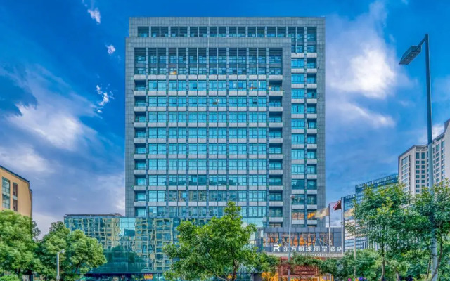 Oriental Pearl Rezen Hotel