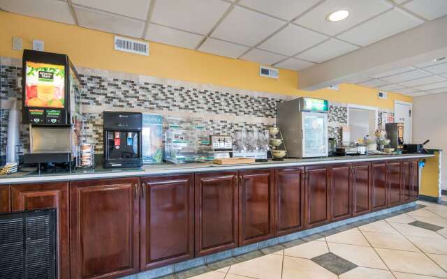 Quality Inn Little Creek