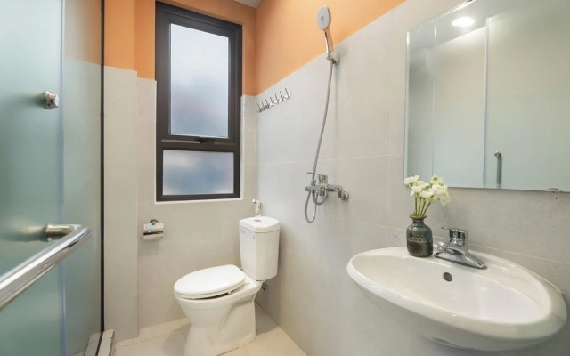Fuji Hotel and Apartment Cau Giay